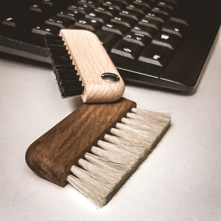 Kartáček KELLER 501 22 00 - "Dusty PC & Car"