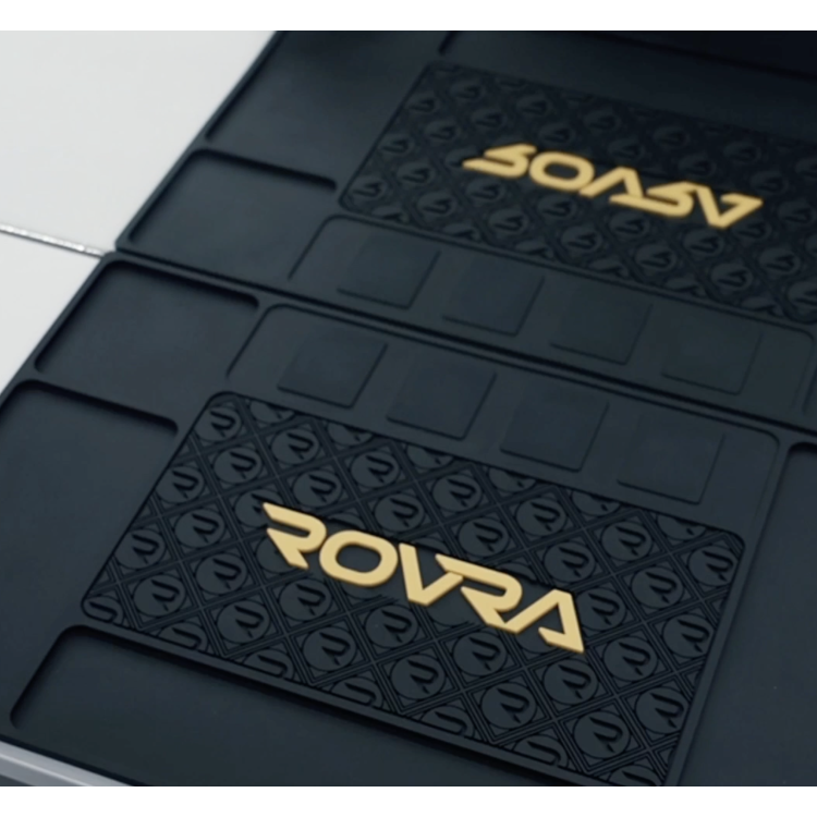 Pracovní podložka ROVRA Magnetic Barber Tool Mat