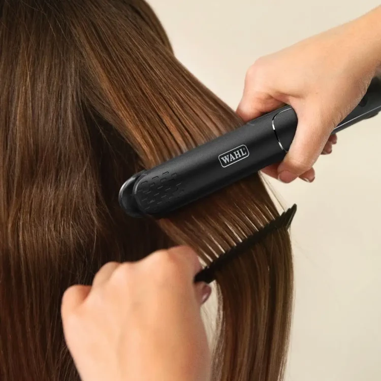 Kadeřnická žehlička WAHL 4467-0471 Pro Glide Black